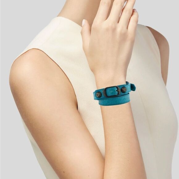 *Balenciaga* AUTHENTIC Leather Arena Triple Tour Wrap Bracelet - Picture 1 of 7